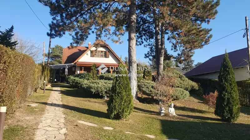 Ház Eladó , Pócsmegyer, Közép-Magyarország