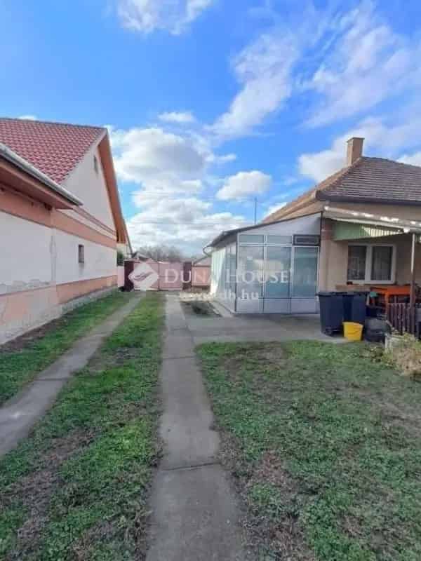 Ház Kiadó , Tiszakécskei járás, Alföld és Észak