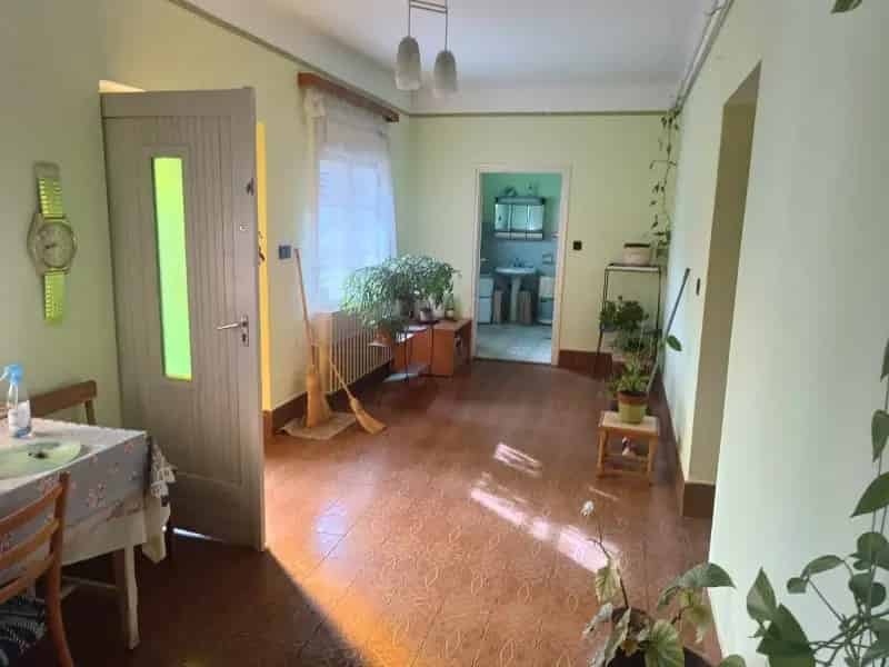 Telek Kiadó , Ceglédi járás, Közép-Magyarország