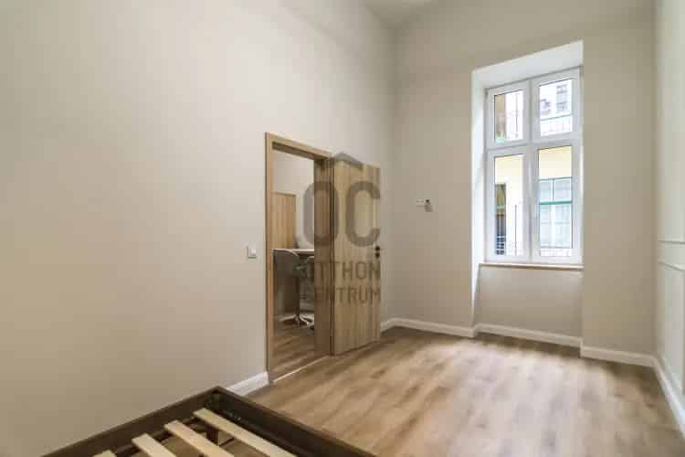 Budapest VIII kerület Corvin negyed 1 szobás lakás eladó