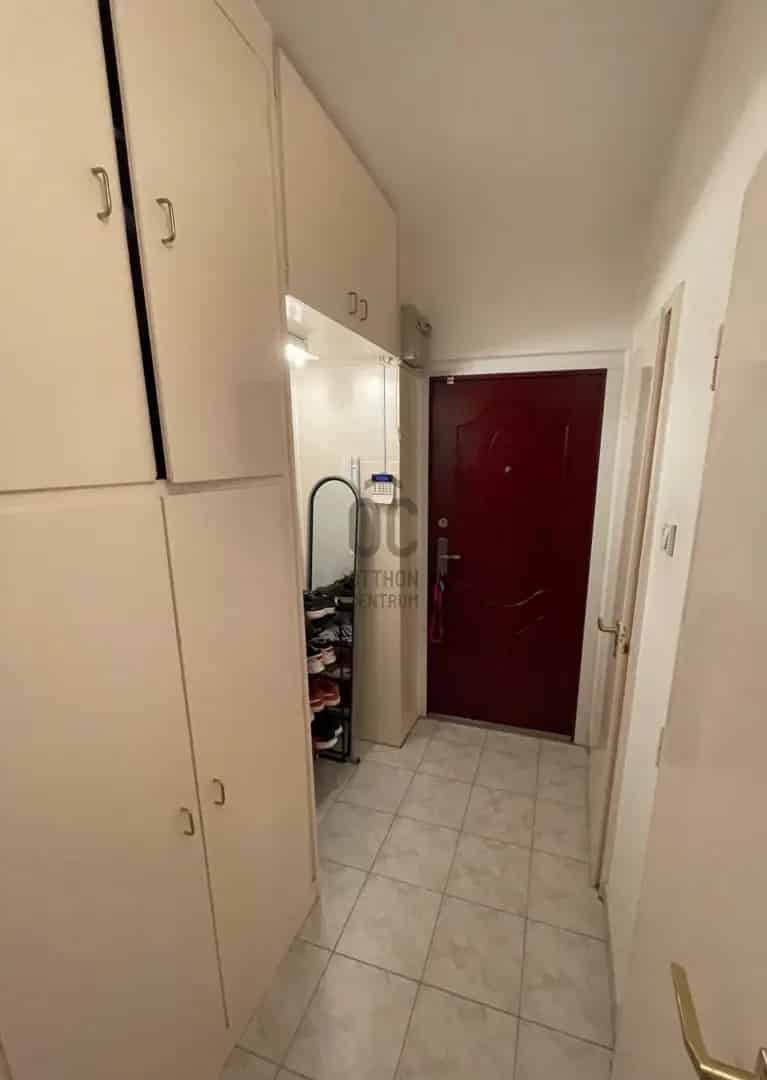 Lakás Kiadó , Győri járás, Dunántúl
