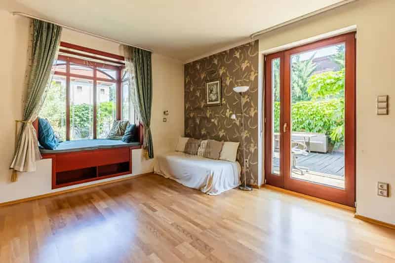 Ház Kiadó , Budapest, Közép-Magyarország