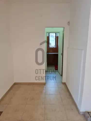 Budapest IV. kerületi kiadó kereskedelmi ingatlan, UZ018165