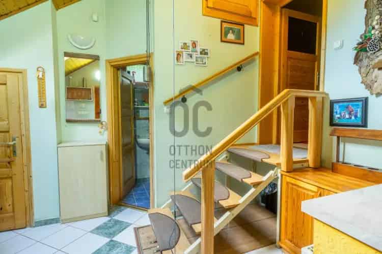 Ceglédi eladó családi ház, H501485