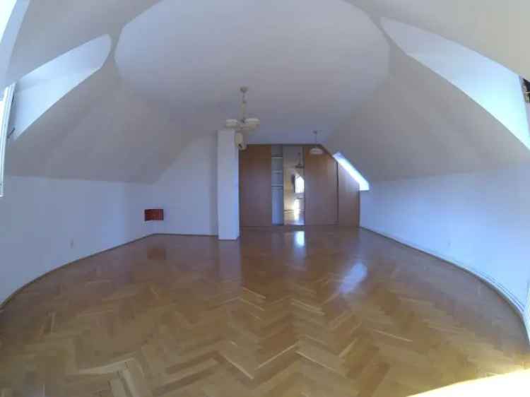 Ház Kiadó , Budapest, Közép-Magyarország