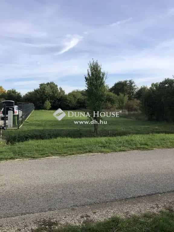 Telek Eladó , Balatonfőkajár, Dunántúl