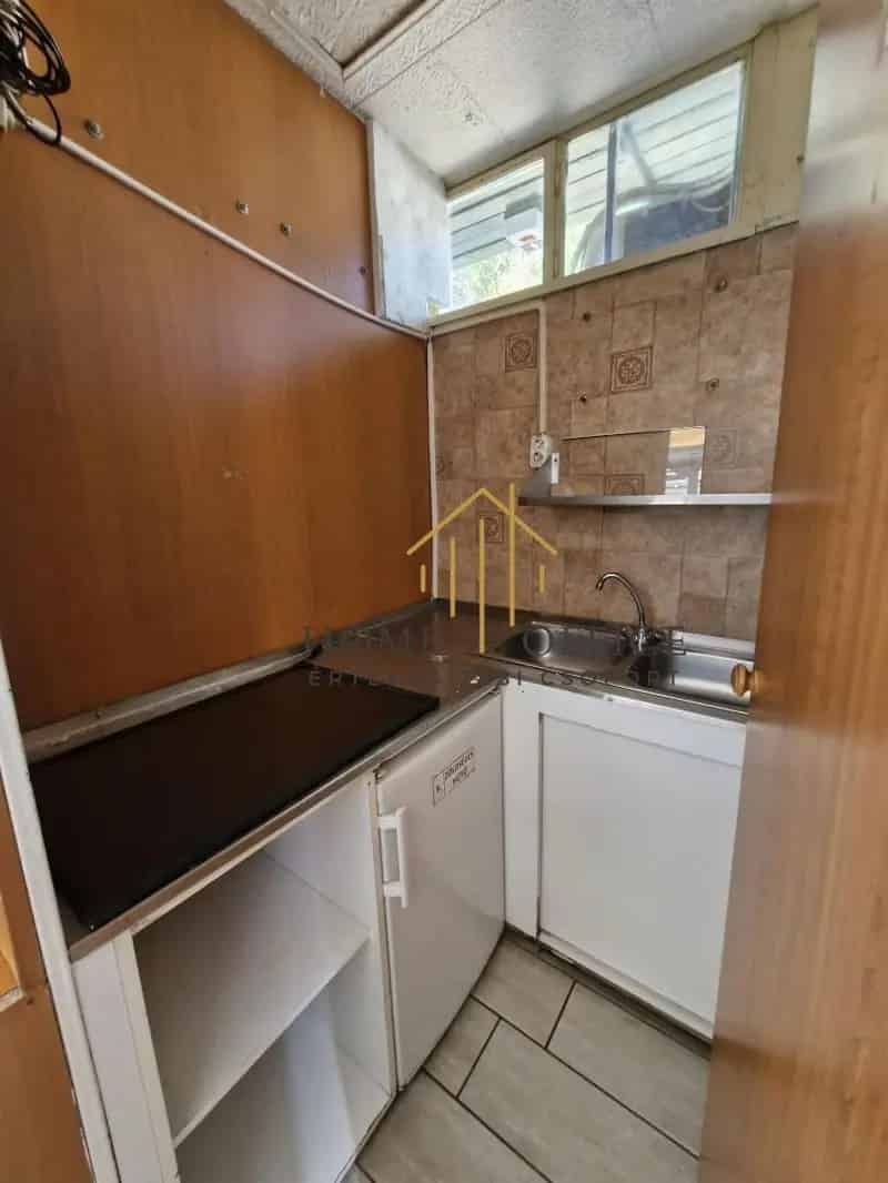 Üzleti célú Kiadó , Debreceni járás, Alföld és Észak