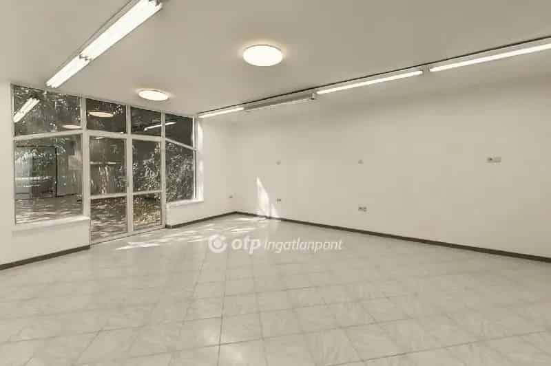 Ház Kiadó , Budapest, Közép-Magyarország