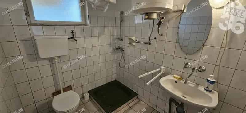 Ház Kiadó , Dunaújvárosi járás, Dunántúl