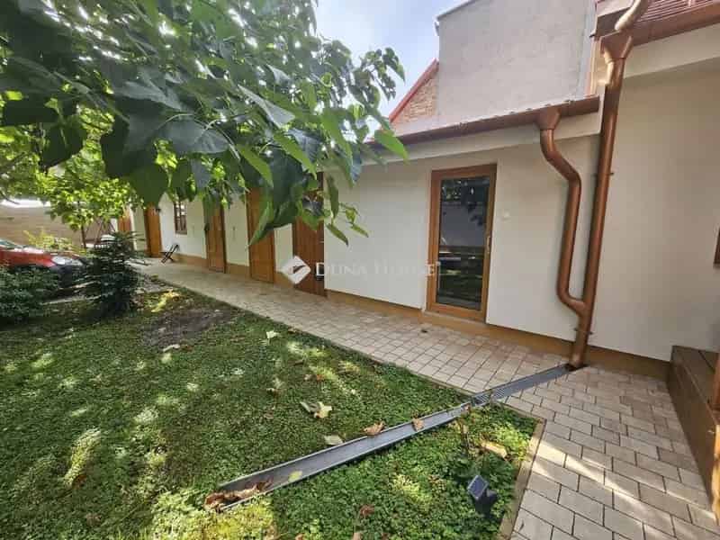Ház Kiadó , Győri járás, Dunántúl