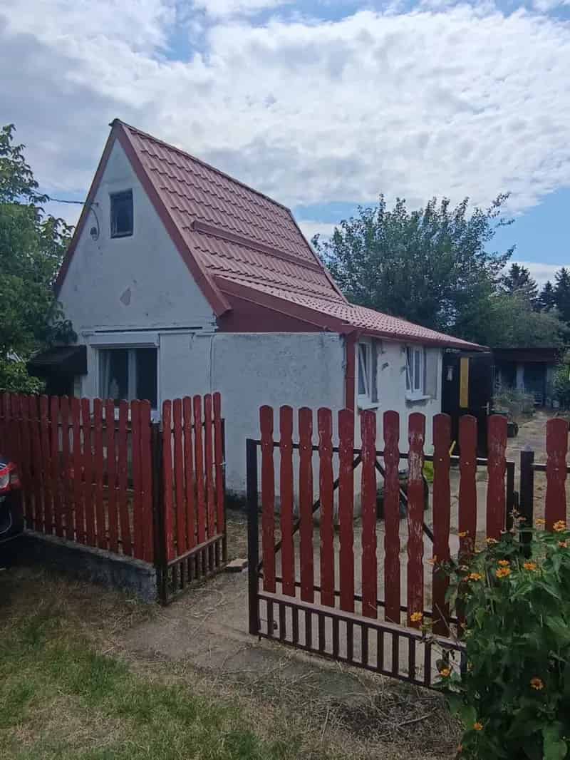 Hétvégi ház eladó Bokodi-tó partján