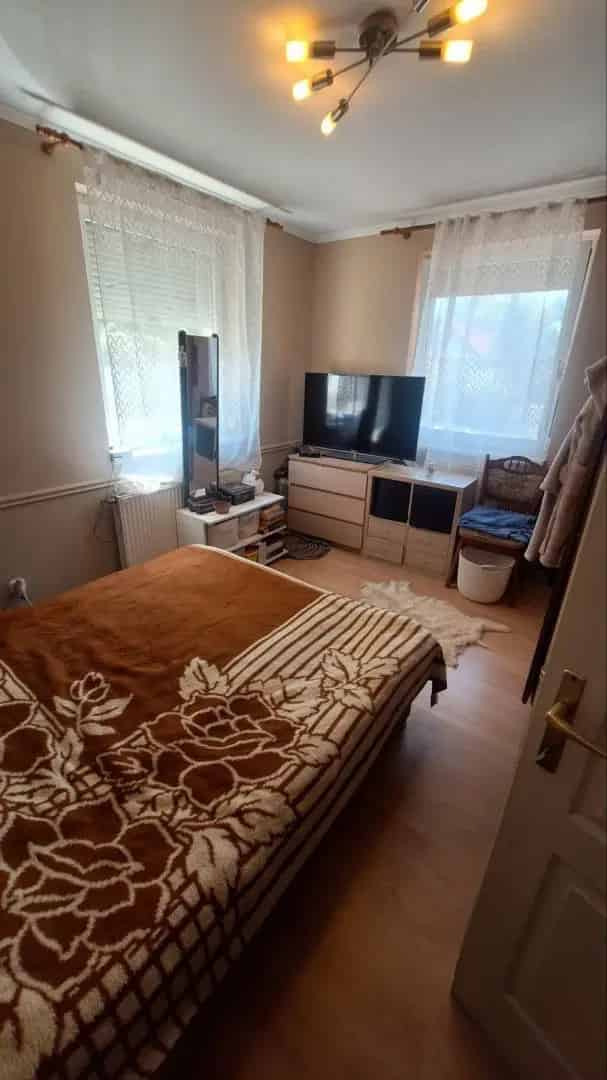 Ház Kiadó , Gödöllői járás, Közép-Magyarország