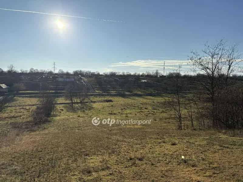 Telek Kiadó , Monori járás, Közép-Magyarország