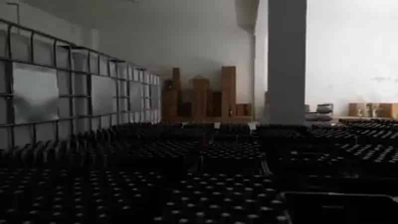 Dánszentmiklósi eladó kereskedelmi ingatlan, UZ016279