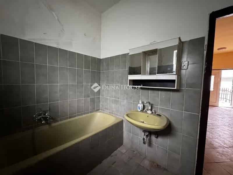 Ház Kiadó , Szigetszentmiklósi járás, Közép-Magyarország