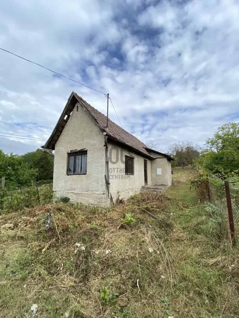 798 nm-es Telek Őrbottyánban - Kertészkedési Paradicsom