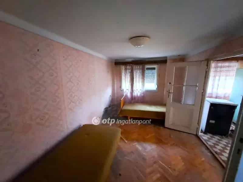 Ház Kiadó , Kecskeméti járás, Alföld és Észak