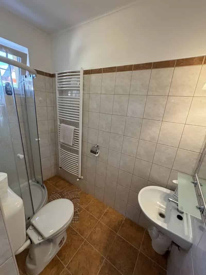 Ház Kiadó , Kaposvári járás, Dunántúl