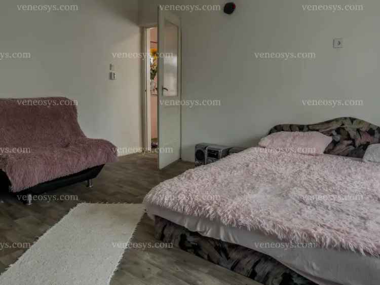 🏡 Eladó házrész Baján, közel a belvároshoz! 🏡