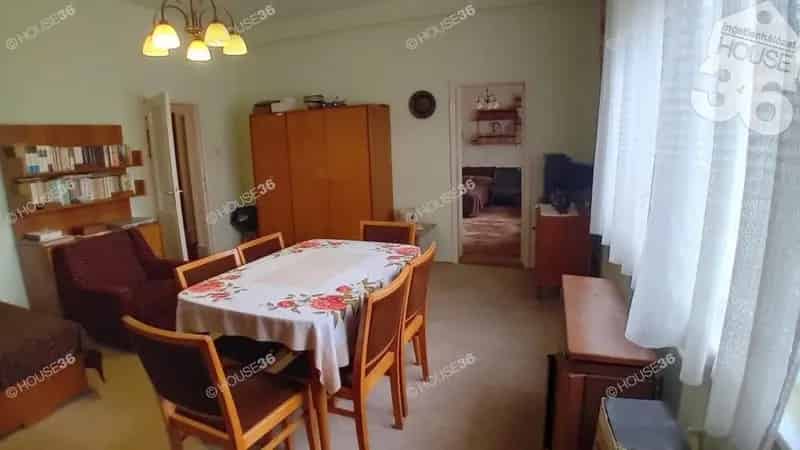 Ház Kiadó , Kecskeméti járás, Alföld és Észak