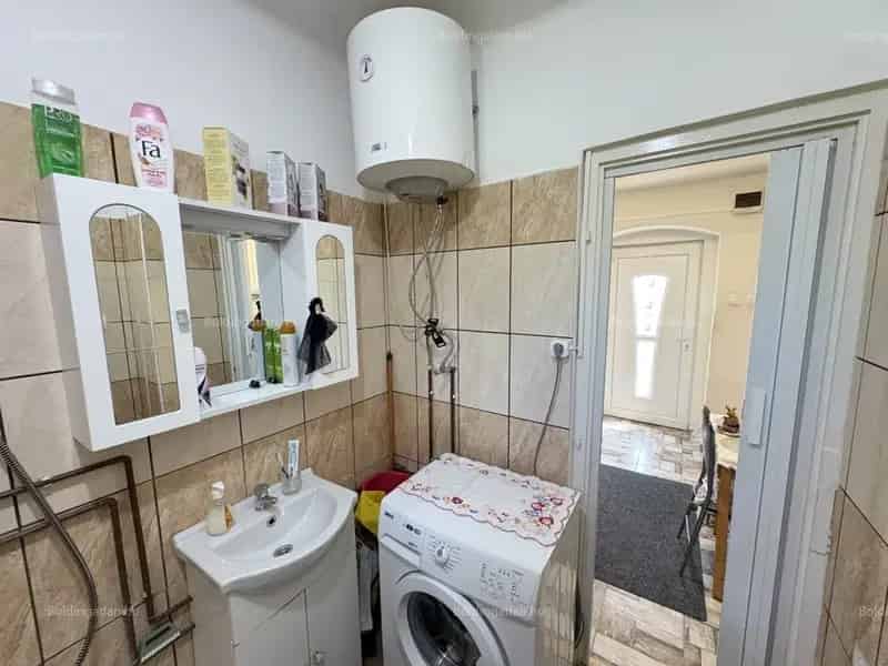 Ház Kiadó , Kaposvár, Dunántúl