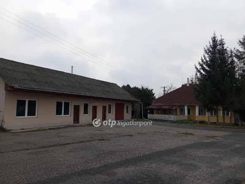 Üzleti célú Kiadó , Egri járás, Alföld és Észak
