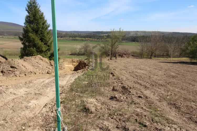 Váci eladó telek Törökhegyen 1777 m2