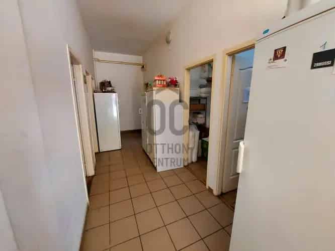Dunavarsányi eladó kereskedelmi ingatlan, UZ014626