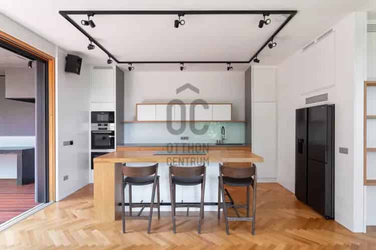 Budapest XII. kerületi eladó újépítésű családi ház, U0047516
