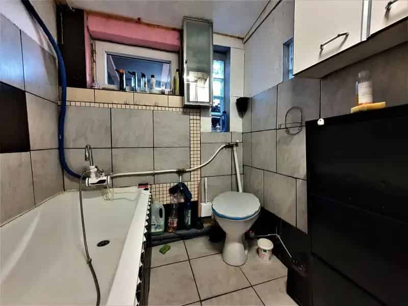 Ház Kiadó , Budapest, Közép-Magyarország
