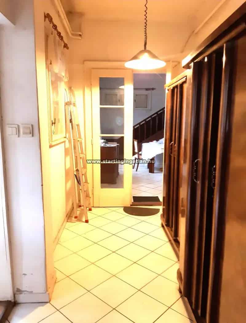 Ház Kiadó , Budapest, Közép-Magyarország
