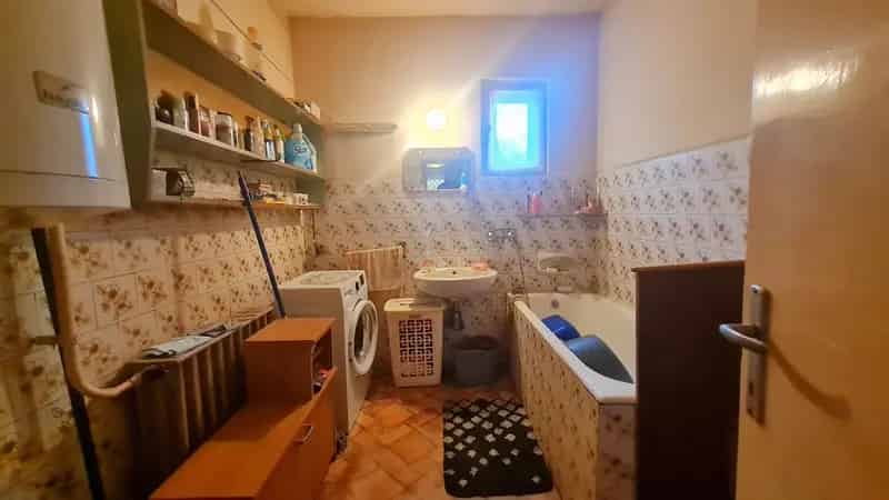 Ház Kiadó , Zalaegerszegi járás, Dunántúl