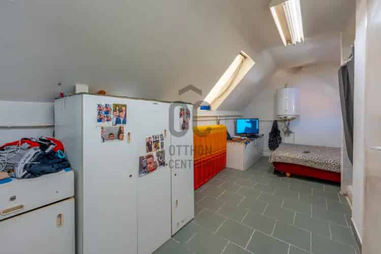 Budakeszii eladó kereskedelmi ingatlan, UZ018727