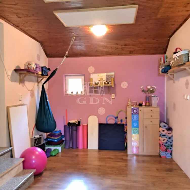Ház Kiadó , Balatonalmádi járás, Dunántúl