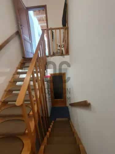 Ajkai eladó kereskedelmi ingatlan, UZ016857