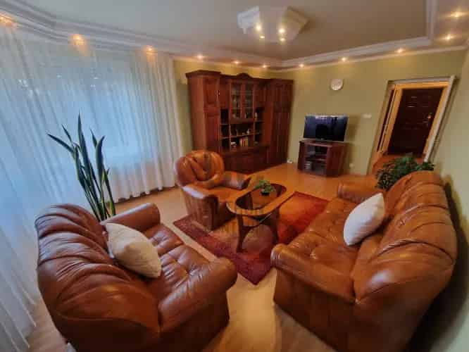 Bajai eladó lakás, DLK077809