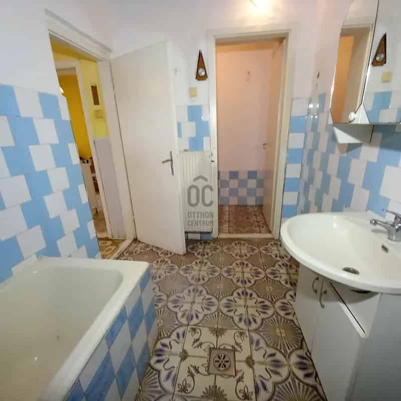 122m2 6 szobás családi ház Faddon
