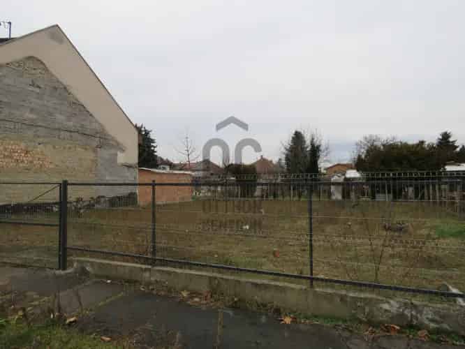 Budapest XV. kerületi eladó telek, T039307