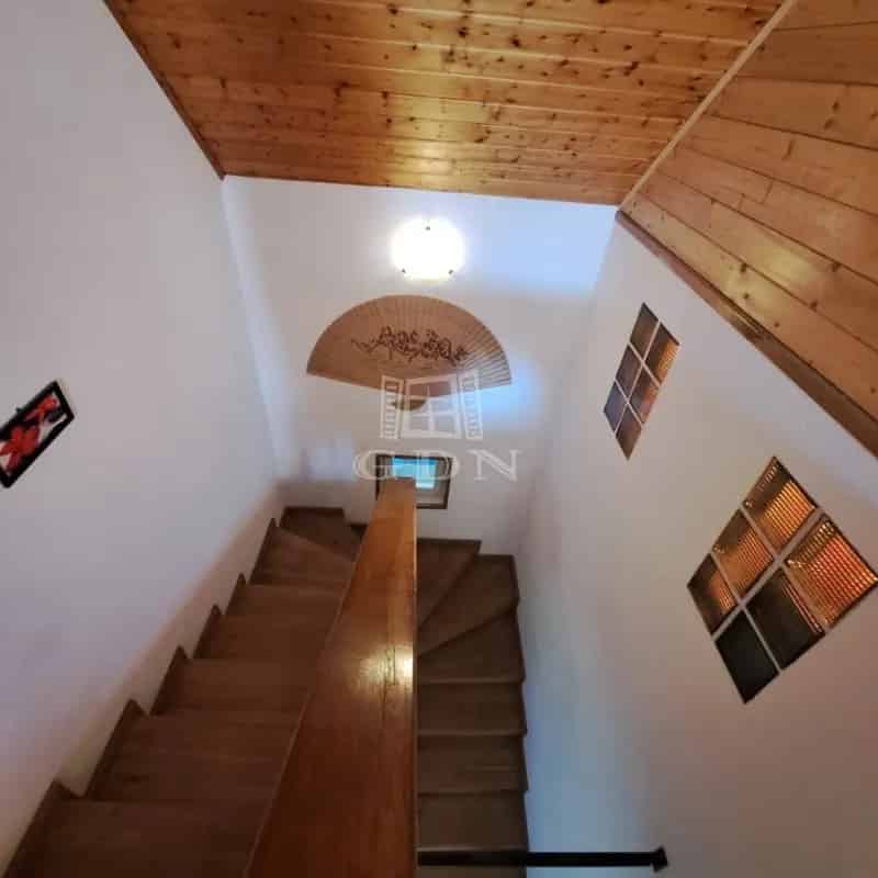 Ház Kiadó , Balatonalmádi járás, Dunántúl