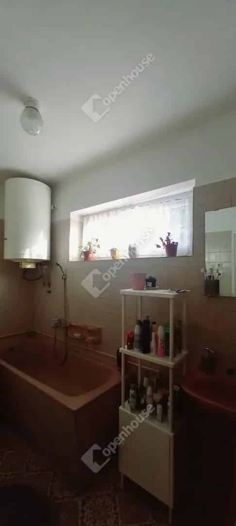Ház Kiadó , Pápai járás, Dunántúl