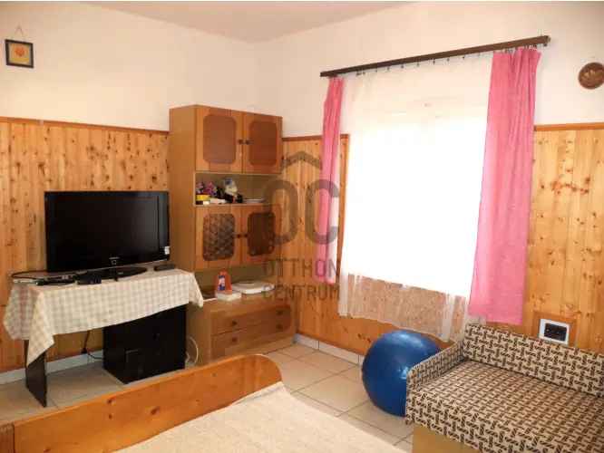 Velencei eladó családi ház, DHZ041682
