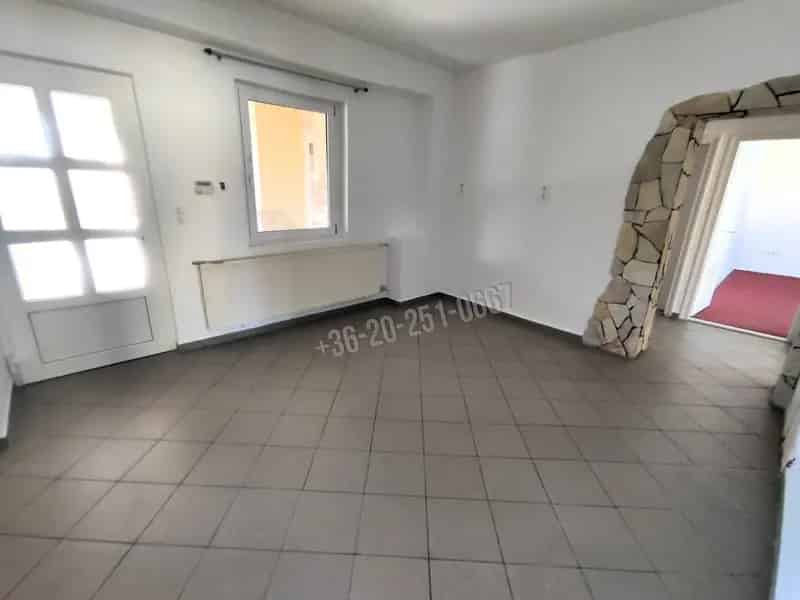 Ház Kiadó , Mohácsi járás, Dunántúl