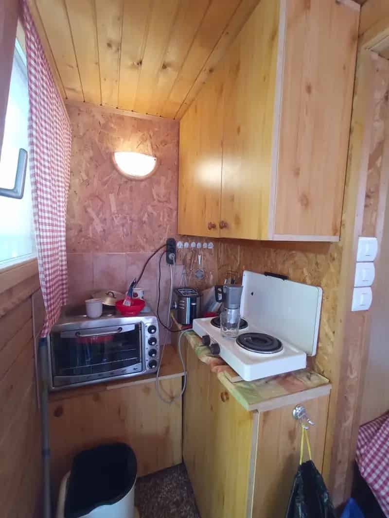 Ház Kiadó , Szentendrei járás, Közép-Magyarország