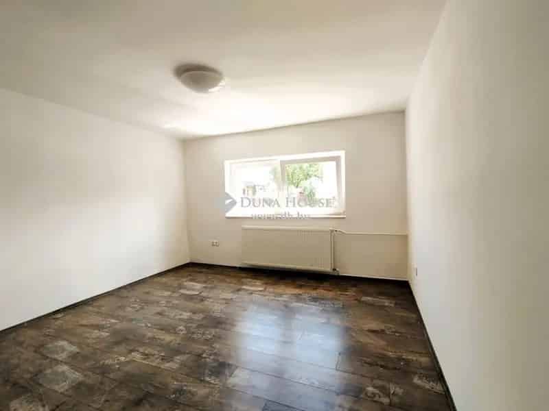 Ház Kiadó , Pannonhalmi járás, Dunántúl