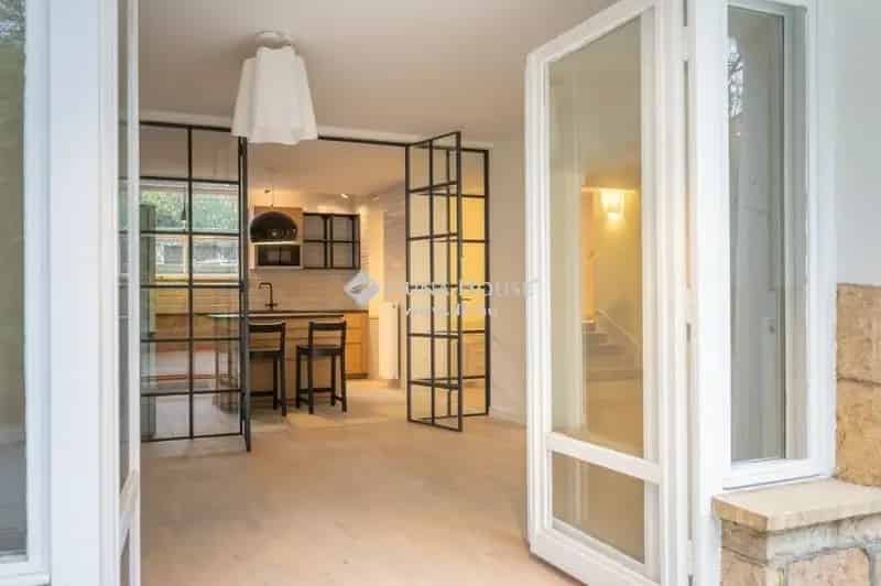 Budapest II Kerulet Torokvez Luxus Vila Kiado