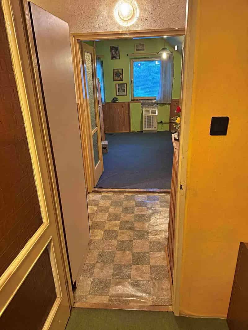 Ház Kiadó , Szobi járás, Közép-Magyarország