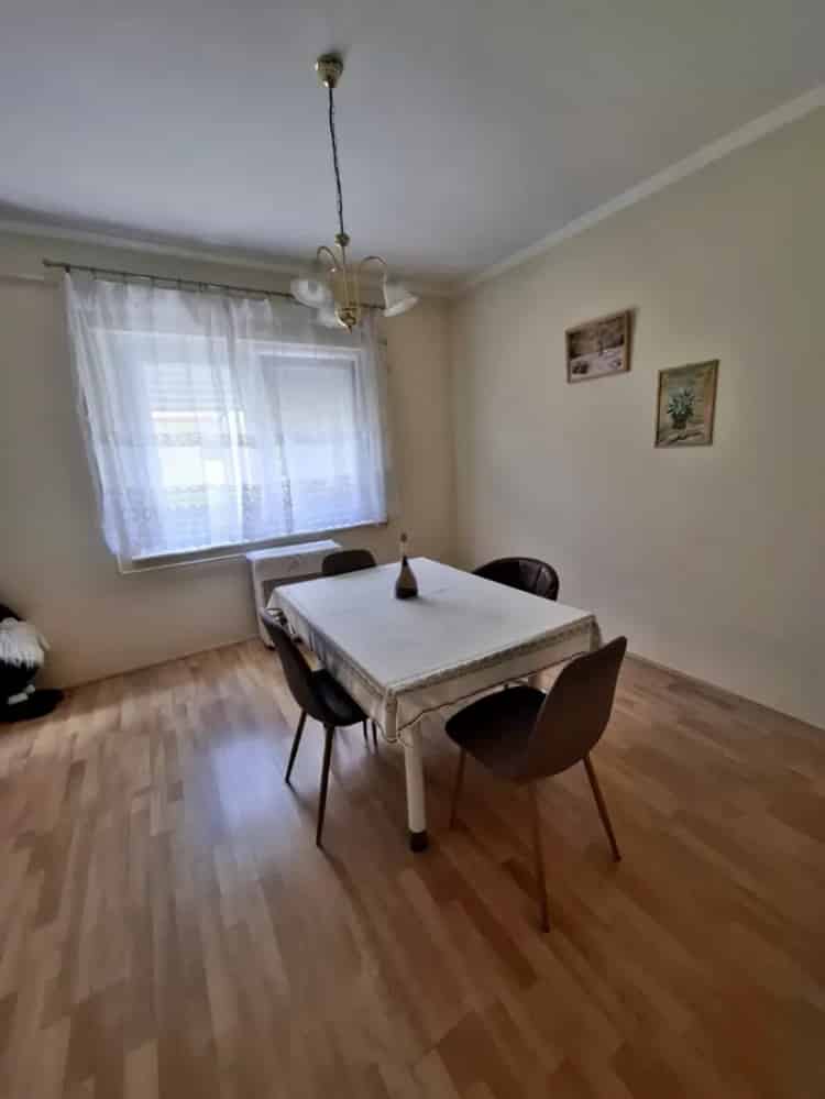 Ház Kiadó , Kaposvári járás, Dunántúl