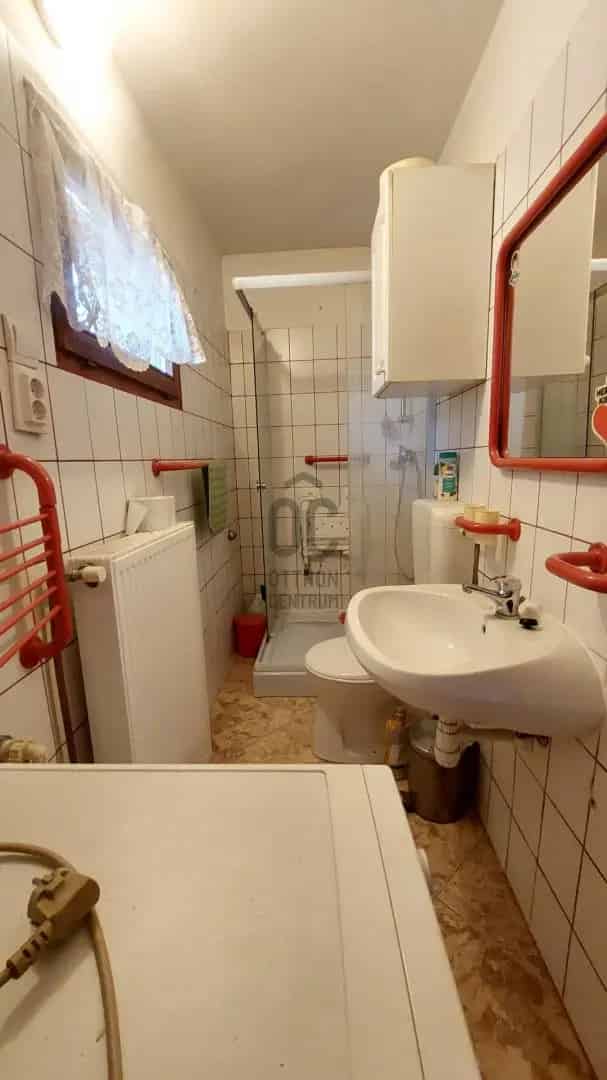 Ház Kiadó , Nagykátai járás, Közép-Magyarország