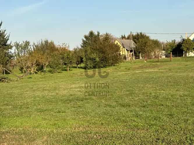 Ősii eladó telek, T039042
