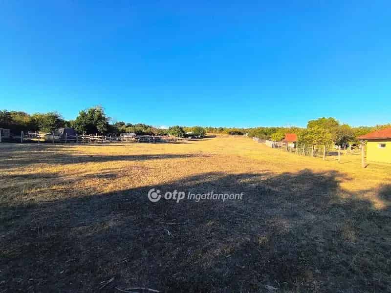 Telek Kiadó , Érdi járás, Közép-Magyarország